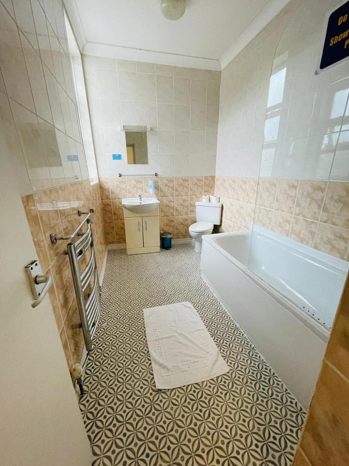 Star Hotel, South Leicester Ngoại thất bức ảnh