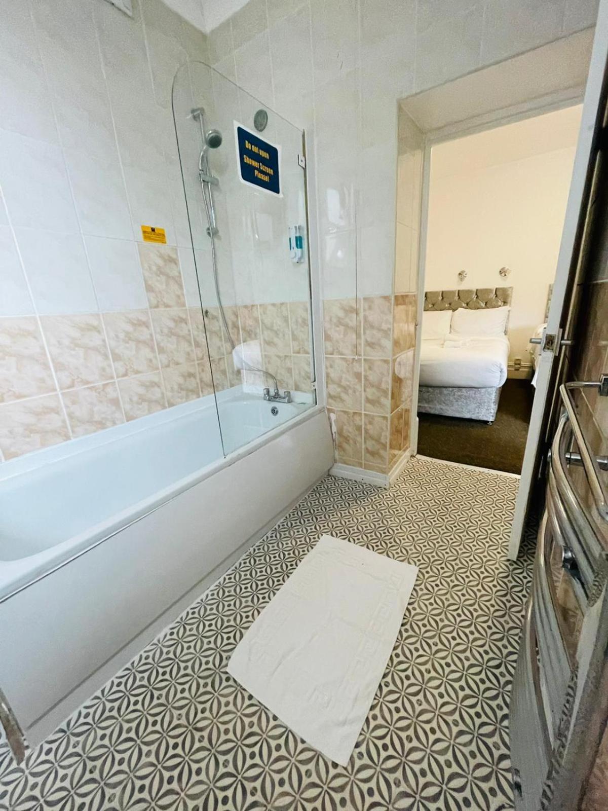 Star Hotel, South Leicester Ngoại thất bức ảnh