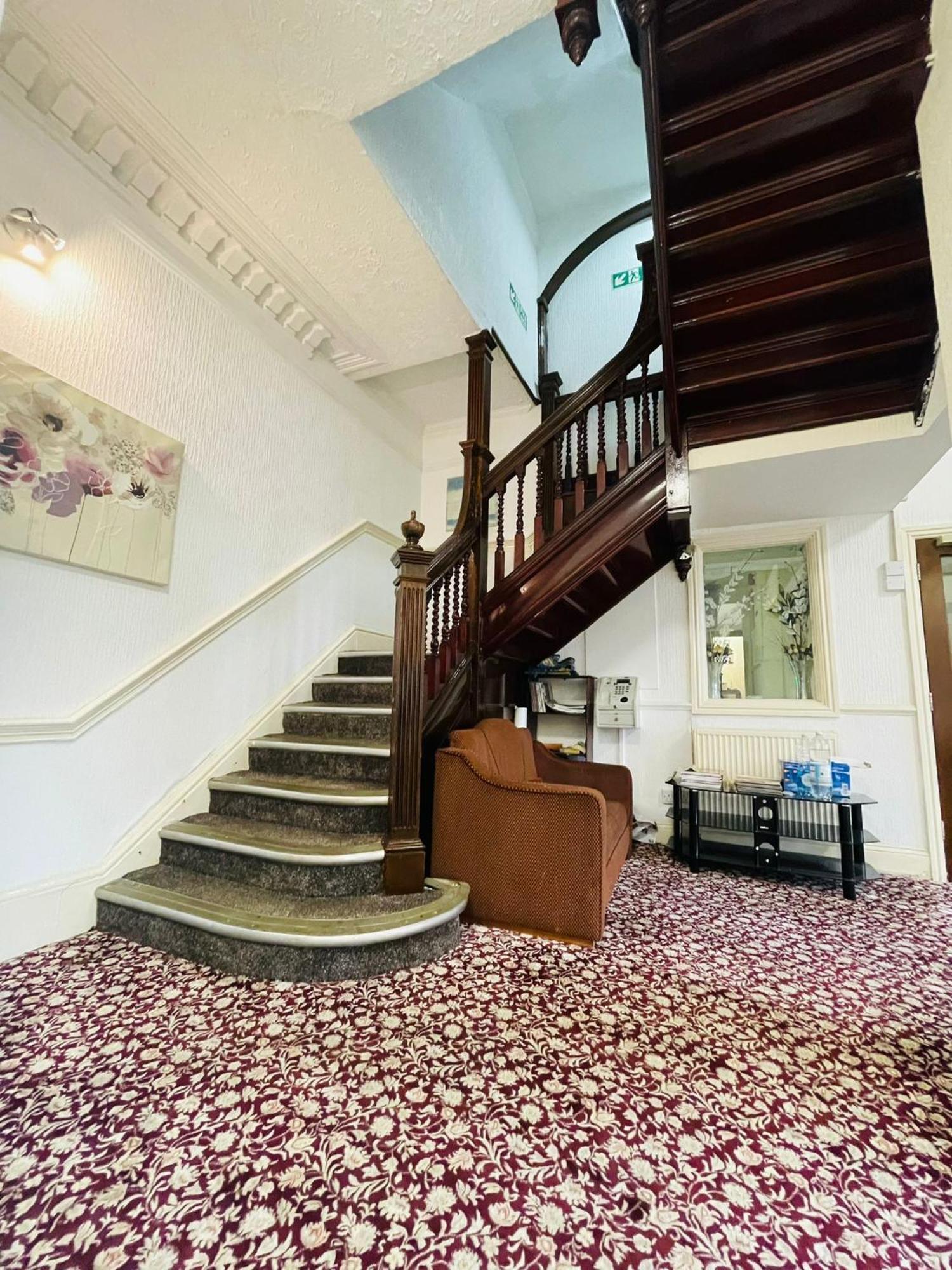 Star Hotel, South Leicester Ngoại thất bức ảnh