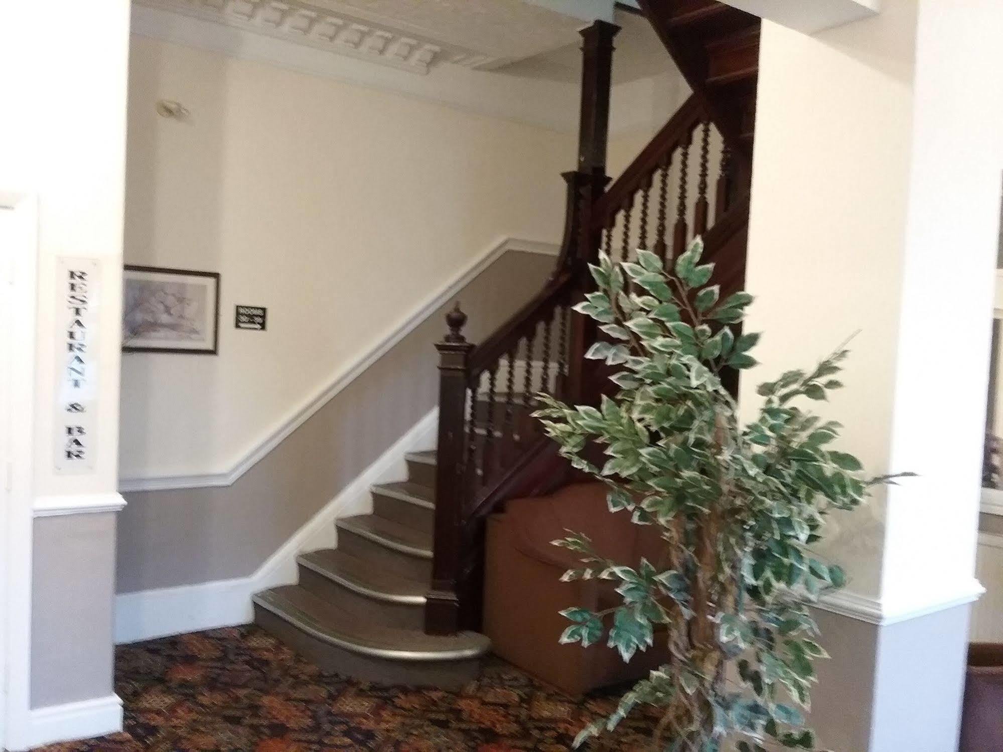 Star Hotel, South Leicester Ngoại thất bức ảnh